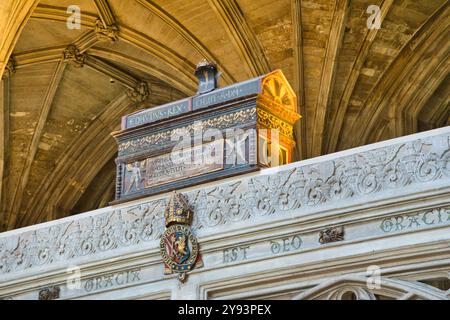 Les restes d'Edmund, roi anglo-saxon d'Angleterre, cathédrale de Winchester, Hampshire, Angleterre Banque D'Images