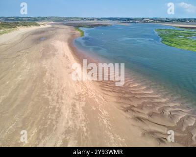 Vue aérienne de l'estuaire des rivières Taw et Torridge, près de Bideford et Barnstaple, Devon, Angleterre, Royaume-Uni, Europe Banque D'Images