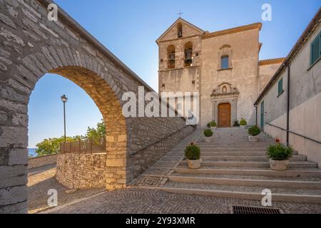 Église Santa Maria Assunta, Pietrabbondante, Isernia, Molise, Italie, Europe Banque D'Images