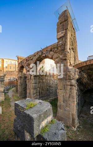 Théâtre romain, Teramo, Abruzzes, Italie, Europe Banque D'Images