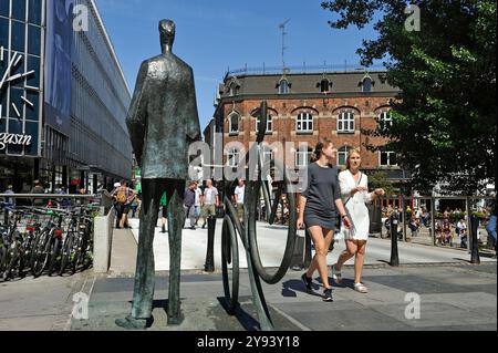 Sculpture dans la rue Frederiksgade, Aarhus, péninsule du Jutland, Danemark, Europe Banque D'Images