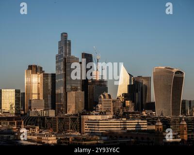 Vue panoramique de la ville de Londres depuis la Tate Modern, Londres, Angleterre, Royaume-Uni, Europe Banque D'Images