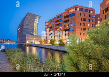 Vue du Musée Munch de Bispekaia au crépuscule, Oslo, Norvège, Scandinavie, Europe Banque D'Images