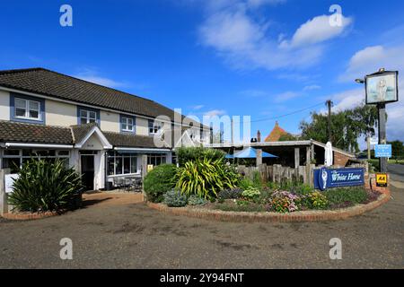 Le White Horse Brancaster Staithe village, North Norfolk, Angleterre, Royaume-Uni Banque D'Images