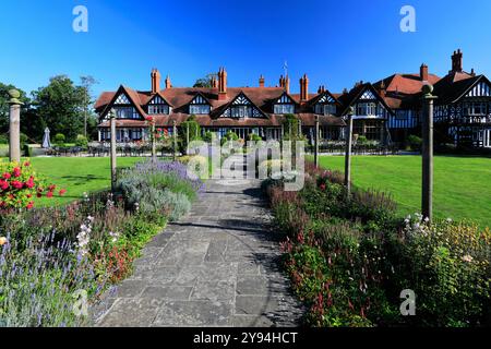 Le Petwood Hotel and Gardens, utilisé par la RAF comme un mess d'officiers pendant la seconde Guerre mondiale. Woodhall Spa, Lincolnshire, Angleterre Banque D'Images