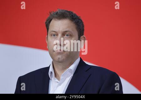 Lars Klingbeil, Parteivorsitzender der SPD, Deutschland, Berlin, Pressekonferenz : SPD stellt neuen Generalsekretär Matthias Miersch vor *** Lars Klingbeil, Président du Parti SPD, Allemagne, Berlin, Conférence de presse SPD présente le nouveau Secrétaire général Matthias Miersch Banque D'Images