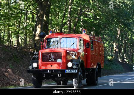 Altenkirchen Themenfoto : Automobil, Oldtimer, Veteranen, Klassiker, Raritaeten, Deutschland, Rhénanie-Palatinat, Altenkirchen, MSc Altenkirchen, 44. ADAC Raiffeisen-Veteranenfahrt, 05.10.2024 Kloeckner Humbold Deutz TLF BJ. 1963 Themenfoto : Automobil, Oldtimer, Veteranen, Klassiker, Raritaeten, Deutschland, Rhénanie-Palatinat, Altenkirchen, MSc Altenkirchen, 44. ADAC Raiffeisen-Veteranenfahrt, 05.10.2024 *** Altenkirchen thème photo Automobil, Oldtimer, Veteranen, Klassiker, Raritaeten, Deutschland, Rheinland Pfalz, Altenkirchen, MSc Altenkirchen, 44 ADAC Raiffeisen Veteranenfahrt, 05 10 2024 Kloeck Banque D'Images