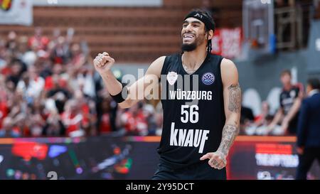 Wuerzbourg, Allemagne. 08 octobre 2024. IM Bild : Jhivvan Jackson (Wuerzburg Baskets, 56), Jubel 08.10.2024, FIT/One Wuerzburg Baskets v. KK Igokea, Ligue des champions de basket-ball, 2. Spieltag, Deutschland, Wuerzburg, tectake-Arena, crédit : dpa/Alamy Live News Banque D'Images