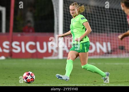 Roma, Latium. 08 octobre 2024. Janina Minge de Wolfsburg lors du match de Ligue des Champions de WomenÕs entre Roma Women contre Wolfsburg Women au stade Tre Fontane à Rome, Italie, le 08 octobre 2024. Crédit : massimo insabato/Alamy Live News Banque D'Images