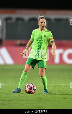 8 octobre 2024, Stadio Tre Fontane, Roma, Italie ; UEFA Champions League Women Football ; Roma versus Wolfsburg ; Svenja Huth de Wolfsburg Banque D'Images