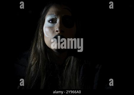 Portrait de femme maquillé et déguisé pour Halloween Banque D'Images