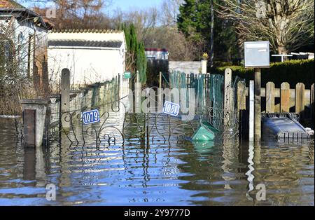 Brimeux, pas-de-Calais (Nord de la France), 9 janvier 2024 : inondations dans la zone des marais de Brimeux suite aux fortes pluies hivernales et aux inondations de la rivière C. Banque D'Images