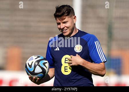 Photo du dossier datée du 05-09-2023 de Kevin Nisbet, l'écossais. L'attaquant d'Aberdeen Kevin Nisbet a été rappelé dans l'équipe écossaise pour la première fois en un an devant la double tête de la Ligue des Nations contre la Croatie et le Portugal. Date d'émission : mercredi 9 octobre 2024. Banque D'Images
