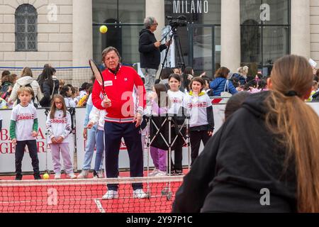 Milan, Italie. 09 octobre 2024. Un campione per amico in Piazza Sempione evento sportivo con sindaco Giuseppe Sala (Carlo Cozzoli crédit : LaPresse/Alamy Live News Banque D'Images