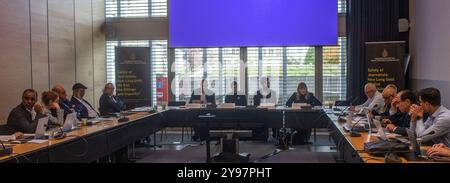 Genève, Genève, Suisse. 9 octobre 2024. Genève Suisse, 10/2024 : Aperçu de la conférence pendant la sécurité des journalistes. Sécurité des journalistes qui concerne la sécurité dans plusieurs régions du monde où les droits de la presse sont gravement menacés (en Afrique, au moyen-Orient et en Afrique du Nord (MENA) et dans d’autres régions) et qui a eu lieu au Centre international de conférences de Genève à Genève. (Crédit image : © Eric Dubost/ZUMA Press Wire) USAGE ÉDITORIAL SEULEMENT! Non destiné à UN USAGE commercial ! Banque D'Images