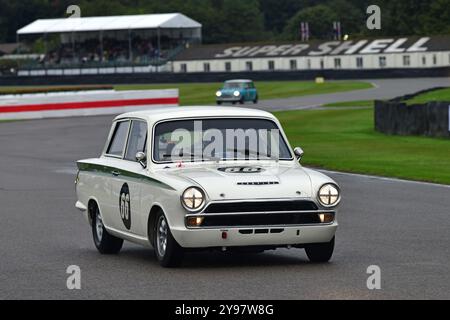 Niall McFadden, Ford Lotus Cortina Mk1, St Mary’s Trophy Race, deux séances de qualification suivies de deux courses de 25 minutes, le gagnant étant un agrégat Banque D'Images