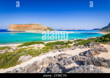Crète, Grèce. Lagune de Balos et l'île de Gramvousa, mer Égée belle destination tropicale d'été Banque D'Images