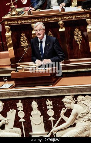 Antonin Burat / le Pictorium - Motion de censure contre le premier ministre Michel Barnier à l'Assemblée nationale, le 8 octobre 2024. - 08/10/2024 - France / Paris - le premier ministre Michel Barnier réagit à la motion de censure déposée par la gauche, lors d'un débat à l'Assemblée nationale le 8 octobre 2024. Banque D'Images