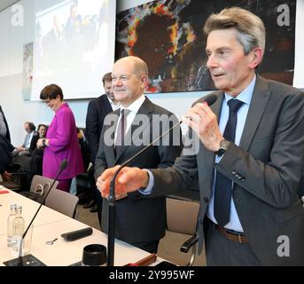 Berlin, Allemagne, 8 octobre 2024. Le chancelier allemand Olaf Scholz en prévision d'une réunion du groupe parlementaire au Bundestag allemand. Banque D'Images