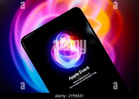 4 septembre 2024, Paraguay. Dans cette illustration photo, une information sur l'événement Apple à venir est vue sur l'écran d'un smartphone. La pomme est annuelle Banque D'Images