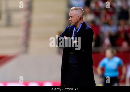 Munich, Allemagne. 09 octobre 2024. Munich, Allemagne, le 9 octobre 2024 : entraîneur-chef de l'Arsenal Jonas Eidevall lors du match de football par étapes de Groupe de la Ligue des Champions de l'UEFA entre le FC Bayern Munich et l'Arsenal FC au campus du FC Bayern à Munich, en Allemagne. (Daniela Porcelli/SPP) crédit : SPP Sport Press photo. /Alamy Live News Banque D'Images