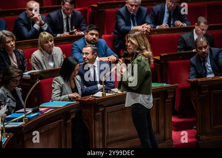 FRANCE-POLITIQUE-GOUVERNEMENT-PARLEMENT Maud Bregeon, ministre auprès du premier ministre, porte-parole du gouvernement, au Parlement français le jour de la motion de censure du premier ministre Michel Barnier. À Paris, le 8 octobre 2024. PARIS ILE-DE-FRANCE FRANCE COPYRIGHT : XANDREAXSAVORANIXNERIX FRANCE-POLITICS-GOVERNMENT-PARLI ASAVORANINERI-60 Banque D'Images