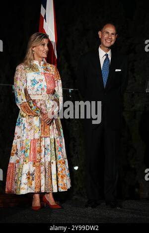 Le duc et la duchesse d'Édimbourg lors de la réception d'anniversaire du roi à la résidence du haut-commissaire britannique, Villa de Giorgio à Naxxar, le troisième jour d'une tournée royale à Malte pour marquer le 60e anniversaire de son indépendance et célébrer le patrimoine commun du pays et la collaboration continue avec le Royaume-Uni. Date de la photo : mercredi 9 octobre 2024. Banque D'Images