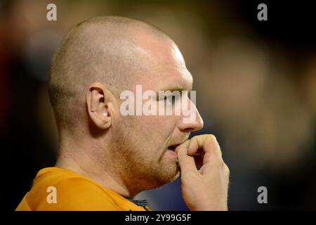 Un moment mordu pour supporter de l'équipe du club de football Wolverhampton Wanderers 25/08/2015 Banque D'Images