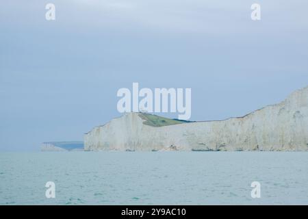 South Downs, Royaume-Uni - 7 septembre 2024 - les falaises blanches de Beachy Head dans le Sussex Banque D'Images