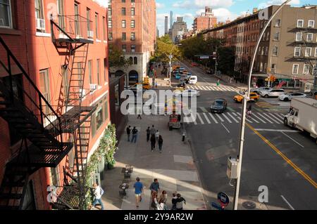 New York, États-Unis. 08 octobre 2024. La circulation est vue à Manhattan, New York. (Photo de Jimin Kim/SOPA images/SIPA USA) crédit : SIPA USA/Alamy Live News Banque D'Images