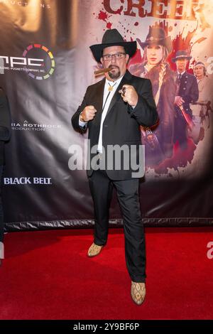 Los Angeles, États-Unis. 09 octobre 2024. L'acteur Keith Zielke assiste à la première privée de BLACK CREEK à Los Angeles au Fine Arts Theater, Los Angeles, CA, le 9 octobre 2024 crédit : Eugene Powers/Alamy Live News Banque D'Images