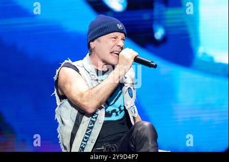 29 juin 2024 : Bruce Dickinson d'Iron Maiden se produit au festival Hellfest Open Air à Clisson Banque D'Images