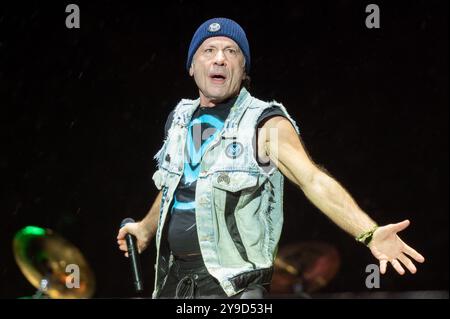 29 juin 2024 : Bruce Dickinson d'Iron Maiden se produit au festival Hellfest Open Air à Clisson Banque D'Images