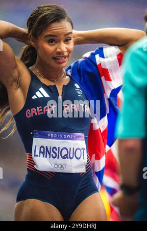 Imani-Lara Lansiquot participe au relais 4x100 mètres aux Jeux Olympiques de Paris 2024. Banque D'Images