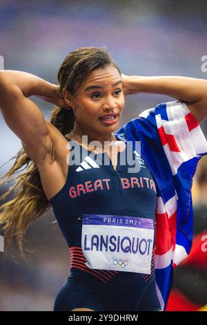 Imani-Lara Lansiquot participe au relais 4x100 mètres aux Jeux Olympiques de Paris 2024. Banque D'Images