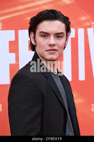 Londres, Royaume-Uni. 10 octobre 2024. Louis Partridge arrive au BFI London film Festival avant-première de Disclaimer, Royal Festival Hall. Crédit : Doug Peters/EMPICS/Alamy Live News Banque D'Images