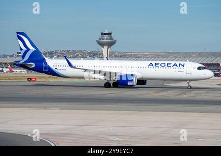 Airbus A321 NEO Airline de la compagnie aérienne Egée à l'aéroport de Madrid Barajas. Banque D'Images