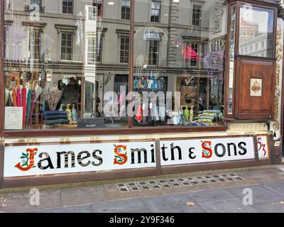 Jas. Smith & sons, parapluies, fondée en 1830, Bloomsbury, Londres, Angleterre. Banque D'Images