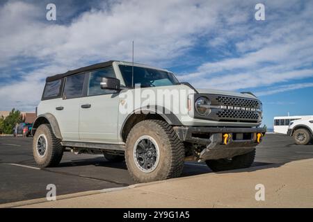 Loveland, CO, États-Unis - 25 août 2024 : Ford Bronco Sport SUV sur le parking. Banque D'Images