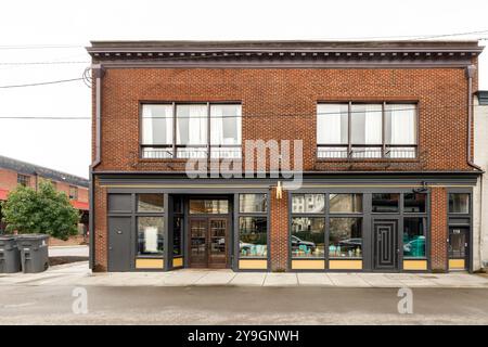 Knoxville, Tennessee, États-Unis-septembre 17, 2024 : restaurant KEFI sur E. Jackson dans la vieille ville. Banque D'Images