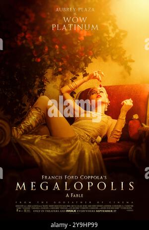 Megalopolis (2024) réalisé par Francis Ford Coppola et mettant en vedette Audrey Plaza dans le rôle de WOW Platinum. Un architecte visionnaire se heurte à un maire corrompu lorsqu’il envisage de reconstruire la Nouvelle Rome après une catastrophe dévastatrice. Affiche de personnage AMÉRICAINE ***USAGE ÉDITORIAL SEULEMENT ***. Crédit : BFA / Lionsgate Banque D'Images