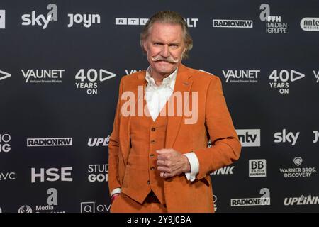 GER, Berlin, Vaunet zum Jubilaeumsevent 40 Jahre Private Medien im Telegraphenamt Berlin, Red Carpet, im Bild : Ingo Lenssen, Deutscher Jurist, 10.10.2024, *** GER, Berlin, Vaunet à l'événement anniversaire 40 ans de médias privés au Telegraphenamt Berlin, tapis rouge, en photo Ingo Lenssen, avocat allemand, 10 10 2024, Copyright : HMBxMedia/UwexKoch Banque D'Images