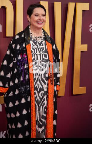 Londres, Royaume-Uni. 10 octobre 2024. Isabella Rossellini assiste au Gala du Conclave Headline lors du 68e Festival du film de Londres BFI au Royal Festival Hall. Crédit : SOPA images Limited/Alamy Live News Banque D'Images