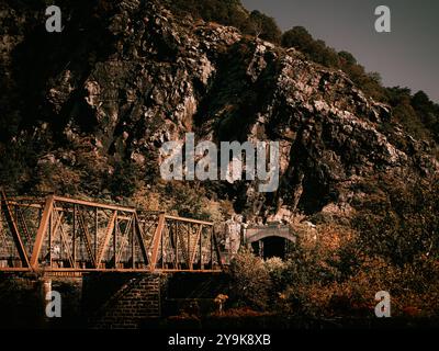 Pont à tunnel sur le fleuve Potomac dans Harpers Ferry West Virginia Banque D'Images