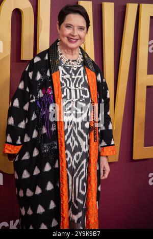 Londres, Royaume-Uni. 10 octobre 2024. Isabella Rossellini assiste au Gala du Conclave Headline lors du 68e Festival du film de Londres BFI au Royal Festival Hall. (Photo de Loredana Sangiuliano/SOPA images/Sipa USA) crédit : Sipa USA/Alamy Live News Banque D'Images