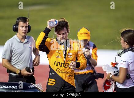 Le pilote de LA SÉRIE NTT INDYCAR, PATO OWARD (5) de Monterey, au Mexique, arrive deuxième pour le Hy-Vee Homefront 250 à Iowa Speedway à Newton, IA, Central Am Banque D'Images