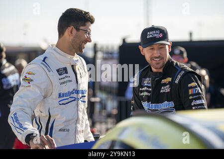 NASCAR Xfinty Series Daniel Hemric (10 ans) prend la piste avant les entraînements pour le Drive for the Cure 250 présenté par BlueCross BlieSheild de North C. Banque D'Images