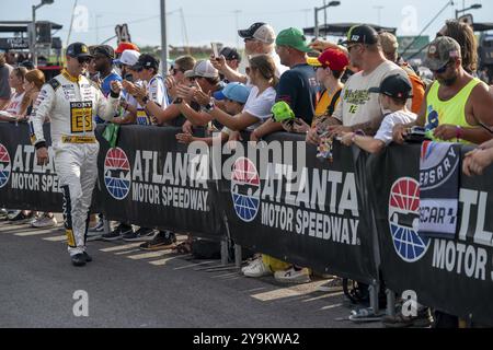 Ryan Preece (41), pilote de la Coupe NASCAR, court pour le Quaker State 400 disponible au Walmart à l'Atlanta Motor Speedway à Hampton GA Banque D'Images