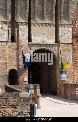 L'Italie, Lombardie, Pandino, Castello Visconteo Visconteo, Château Banque D'Images