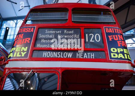 1950 AEC RT, bus à impériale de Londres, London transport Museum, Covent Garden, Londres, Angleterre. Banque D'Images